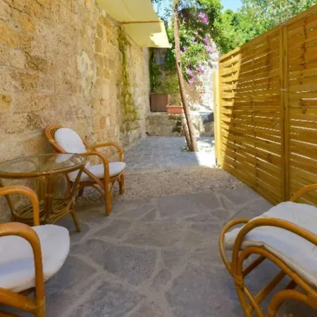 Mulberry Apartments * Rhodes City