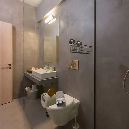 Apartment Mulberry Rhodes City