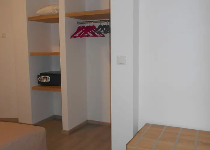 Mulberry Rhodes City